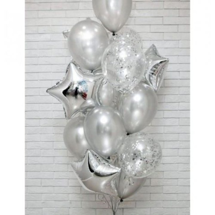 Фонтан шаров "Сильвер мун" в Пензе