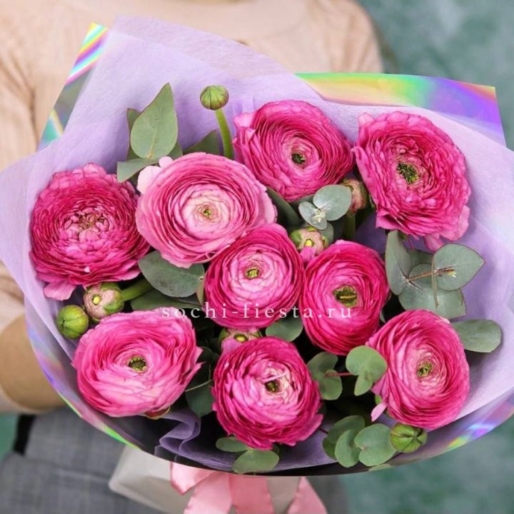 Ранункулюсы с эвкалиптом №2 в Пензе