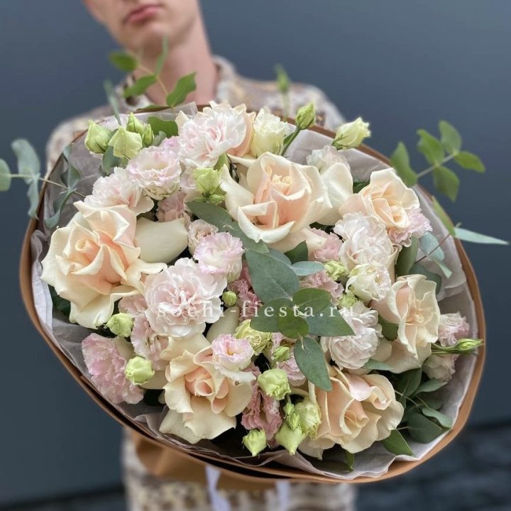  Букет кремовых роз "Мокко" в Пензе