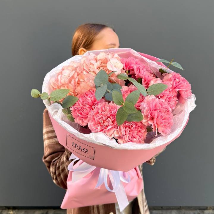 Дуо диантусы и гортензия в Пензе