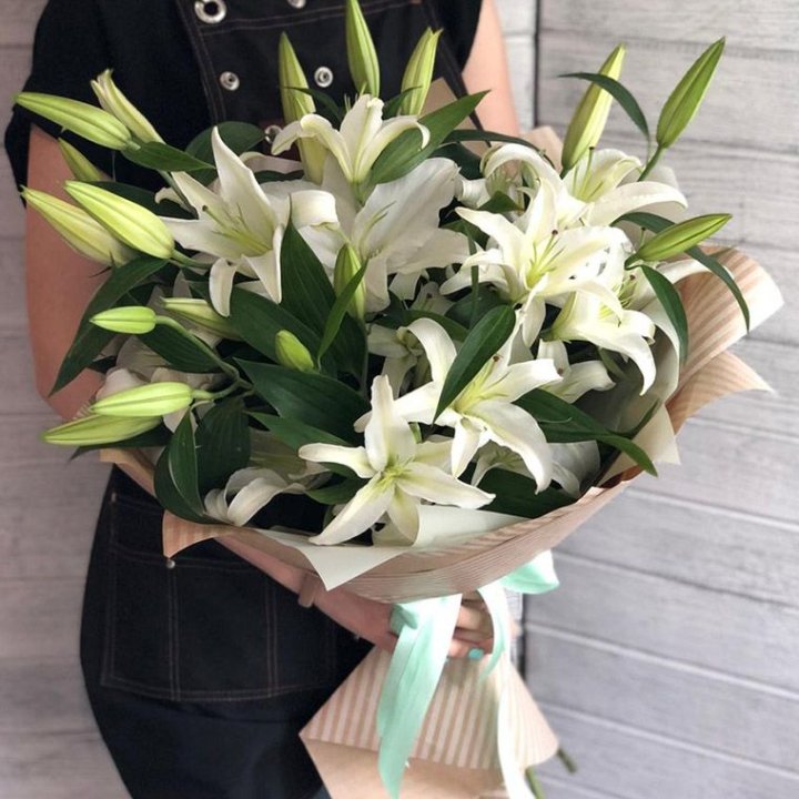 Букет белых лилий в Пензе