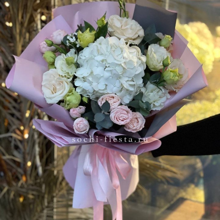Букет с гортензией №3 в Пензе