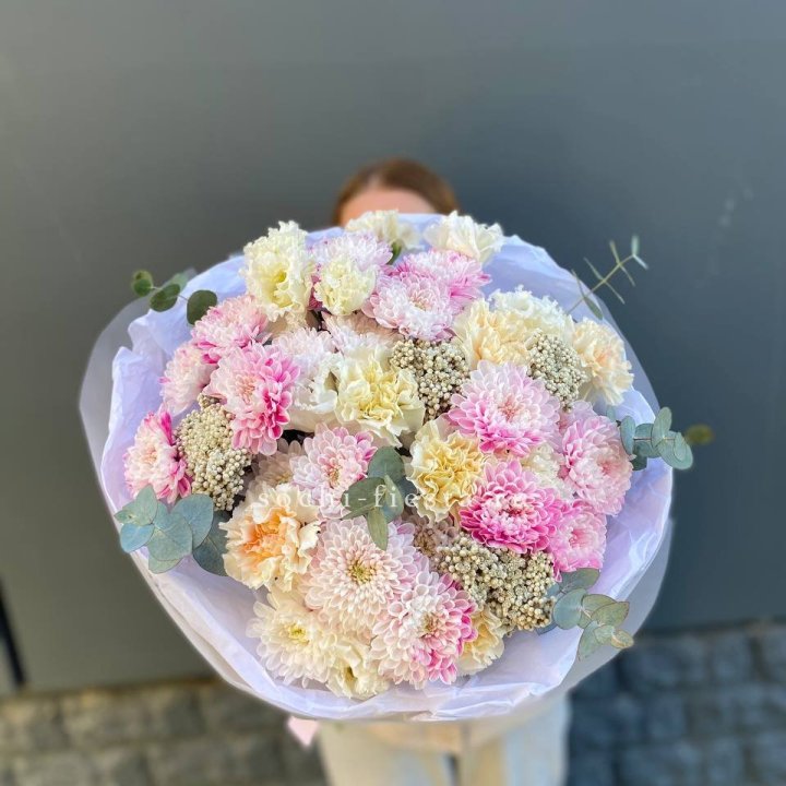 Букет из стойких цветов  в Пензе