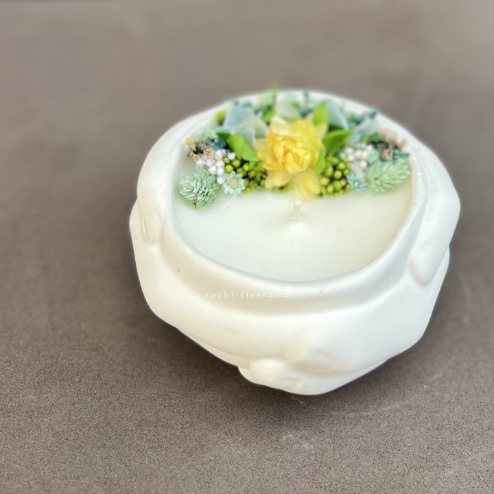 Свеча ароматическая в гипсе Руки в Пензе