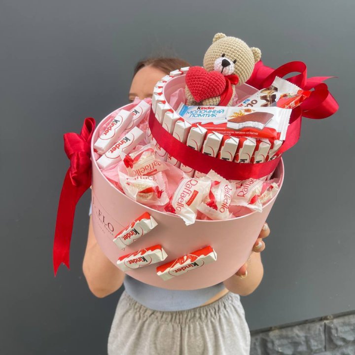 Бокс киндерами и раффаэлло 2 в Пензе