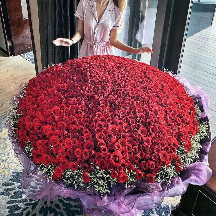 1001 роза в Пензе