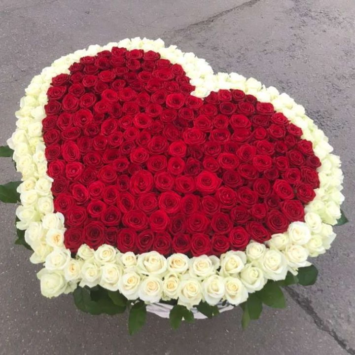333 розы в корзине в Пензе