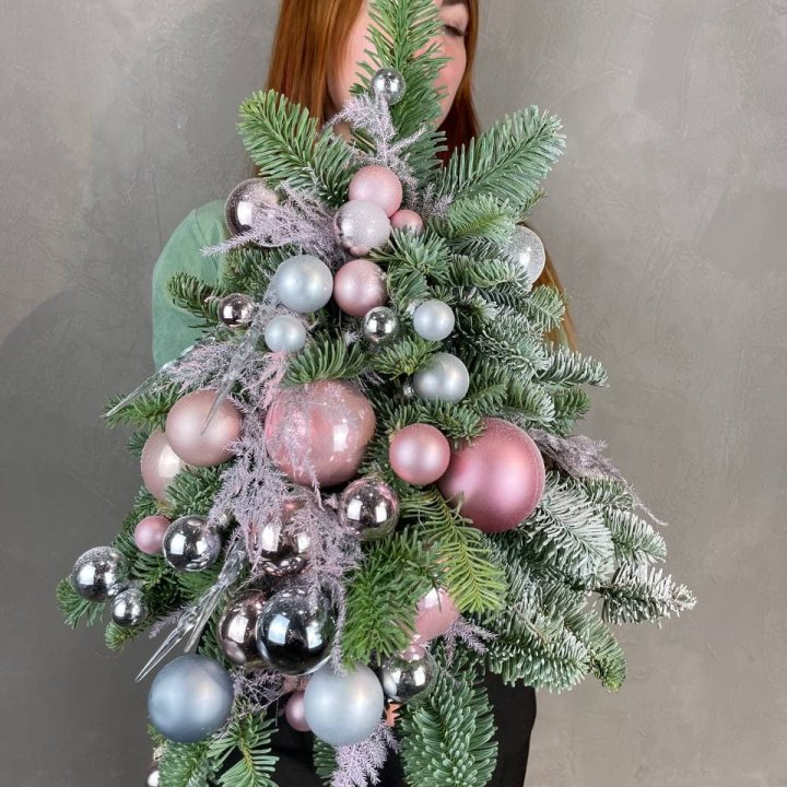 Новогодняя елочка "Розе голд" в Пензе