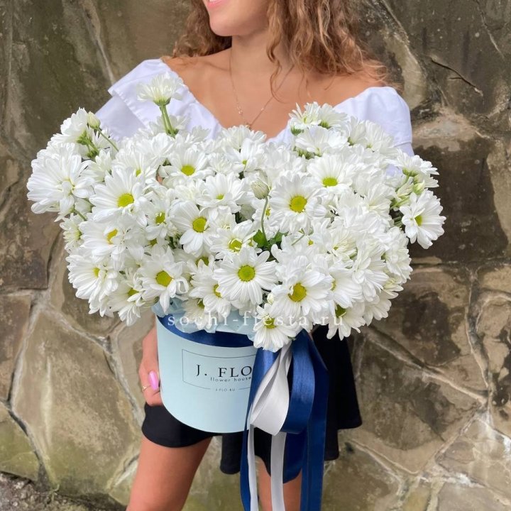 Коробка с хризантемами №2 в Пензе