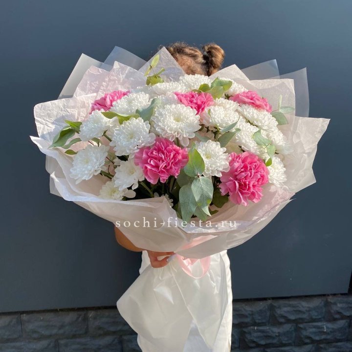  Букет  хризантем и диантусов "Воздушный" в Пензе