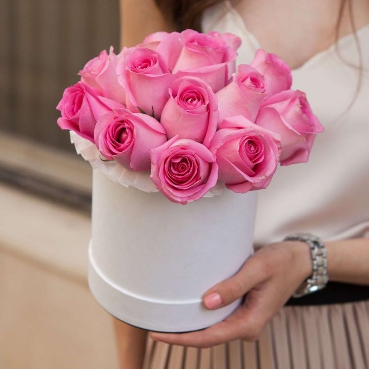 15 роз в боксе Кэтрин в Пензе