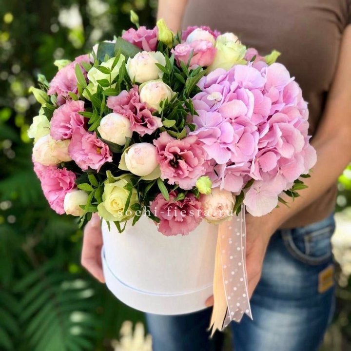 Дизайнерский цилиндр №2 в Пензе