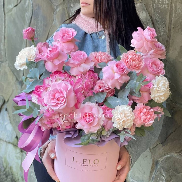 Цветочный бокс "Эсмиральда" в Пензе