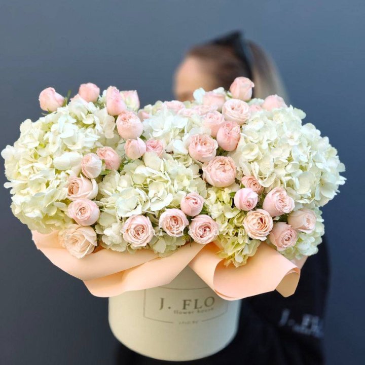 Дизайнерский бокс "Изабелла" в Пензе