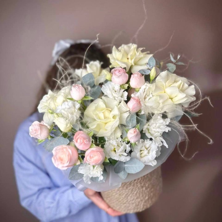 Авторский бокс "Милена" в джутовом кашпо в Пензе