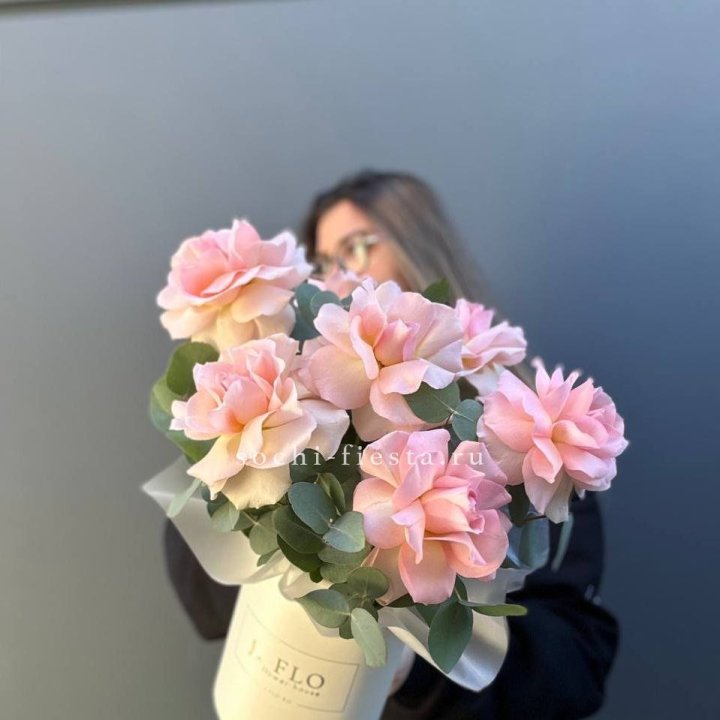 Французские роз в боксе в Пензе