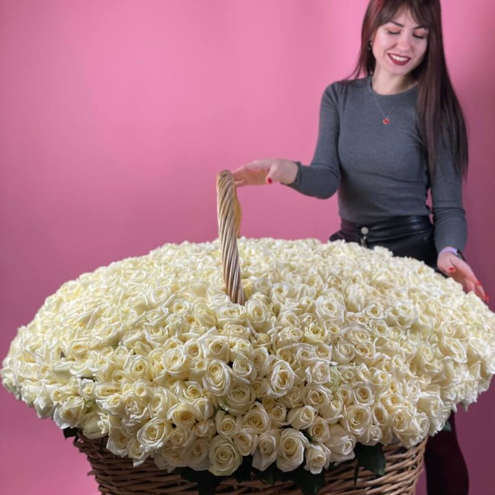 1001 белая роза в Пензе