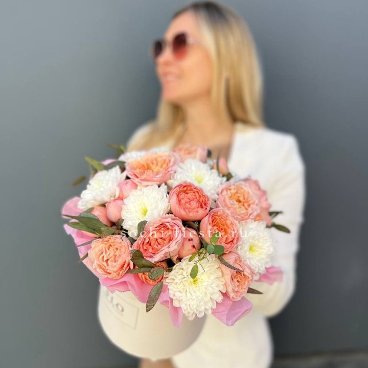 Нежная коробка с цветами в Пензе