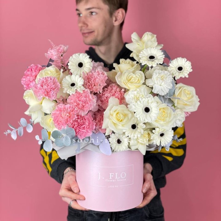 Дизайнерский бокс "Индира" в Пензе