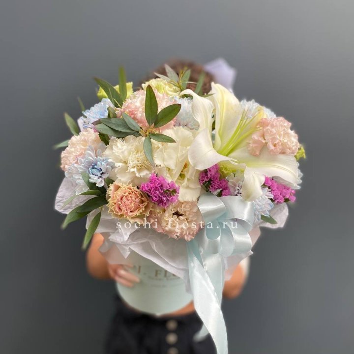 Дизайнерский цилиндр "Лилия" в Пензе