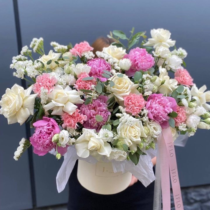 Дизайнерский бокс "Амор этерна" в Пензе