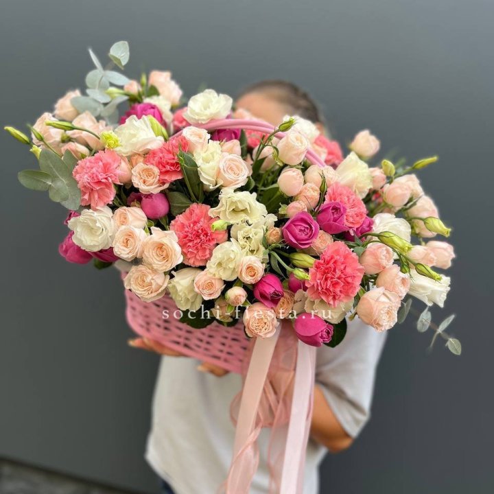 Цветочная корзина "Флоренция" в Пензе