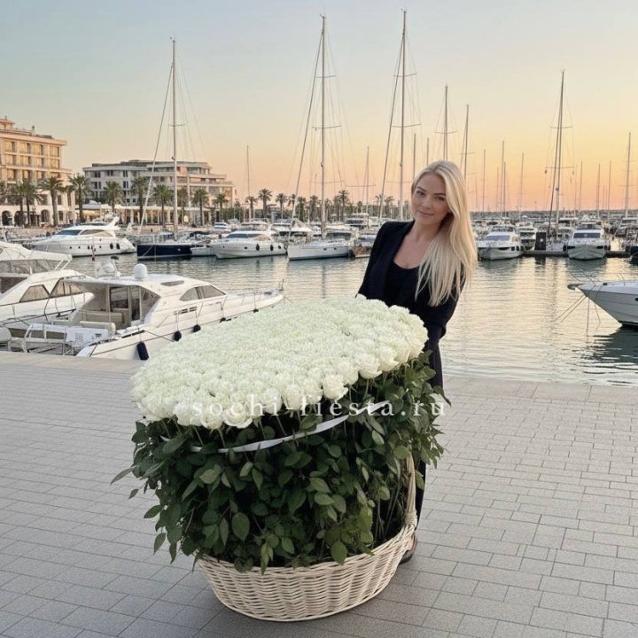 301 высокая роза в корзине в Пензе