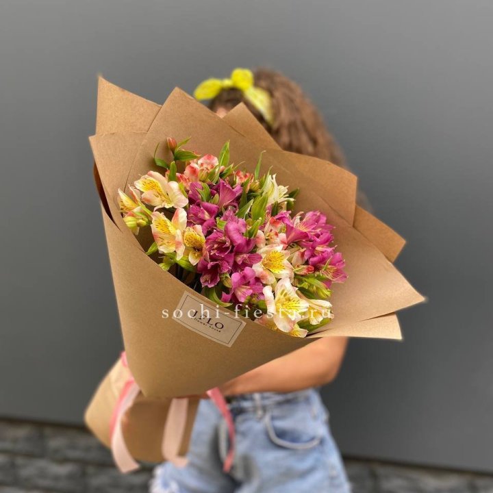 Альстромерии в крафте в Пензе