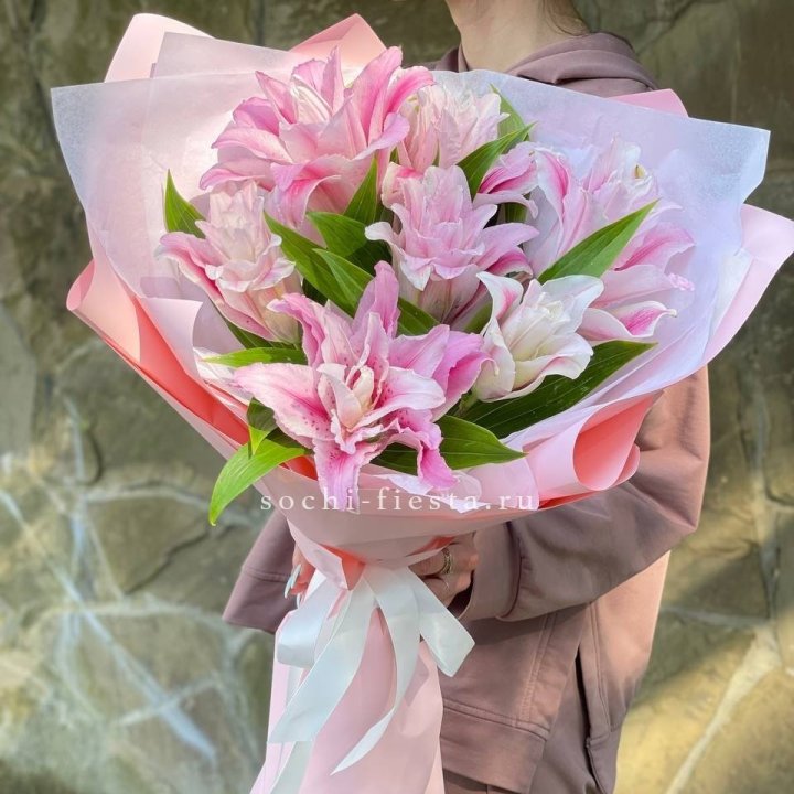 Букет пионовидных лилий №2 в Пензе