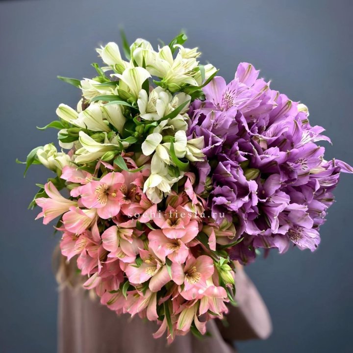 Охапка Альстромерии в Пензе