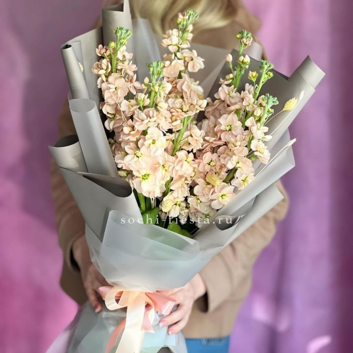 Букет ароматной маттиоллы №2 в Пензе