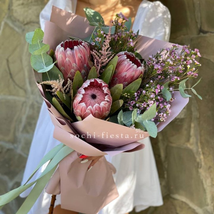 Букет из протеи "Клеопатра"  в Пензе