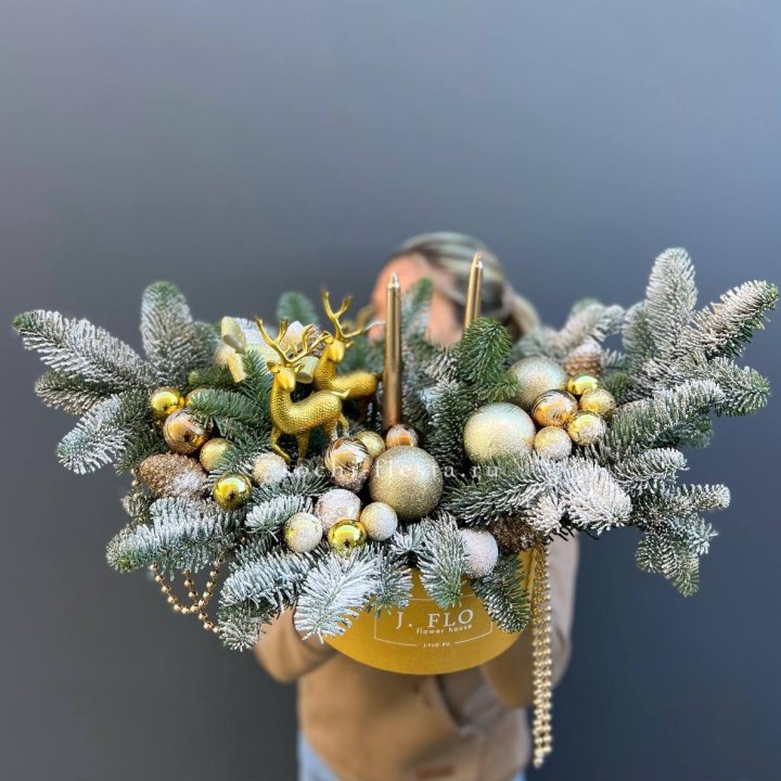 Композиция "Мери крисмас голд" в Пензе