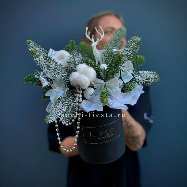 Композиция "Мери крисмас" в Пензе