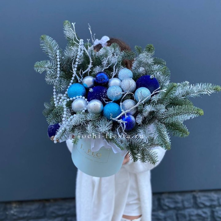 Композиция "Голубая бездна" в Пензе