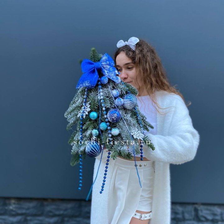 Новогодняя елочка "Блю" в Пензе