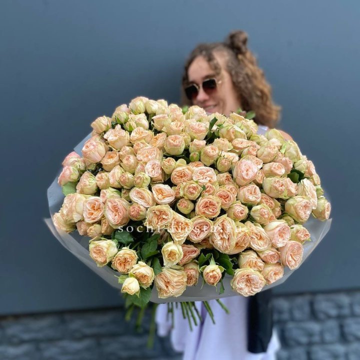 51 пионовидная роза в Пензе