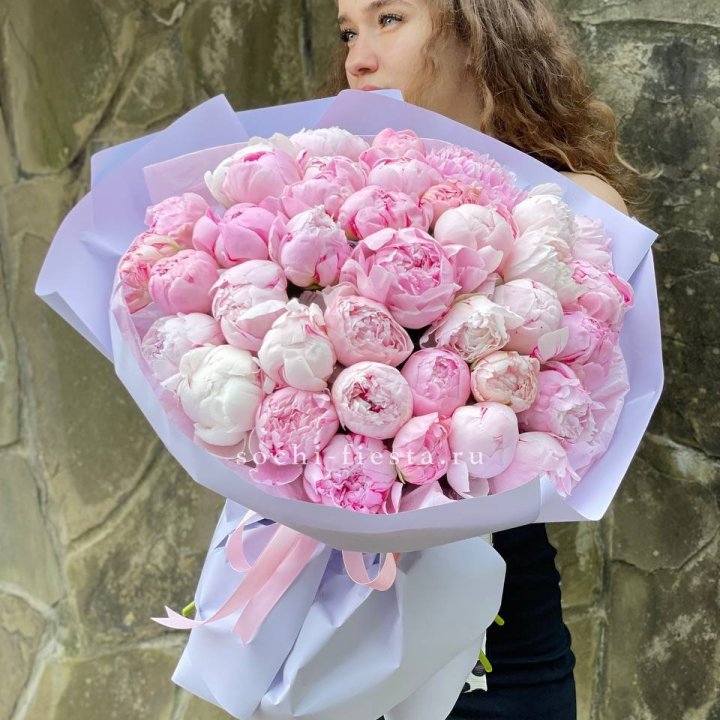 39 нежных пионов в Пензе