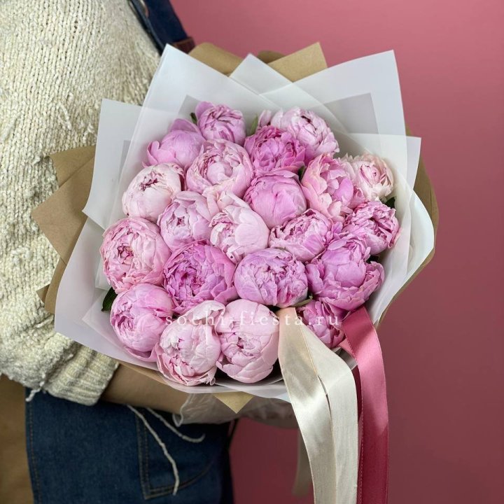 Букет из 21 пионов в Пензе