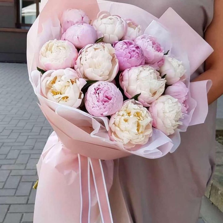 Букет пионов "Маршмелоу" в Пензе
