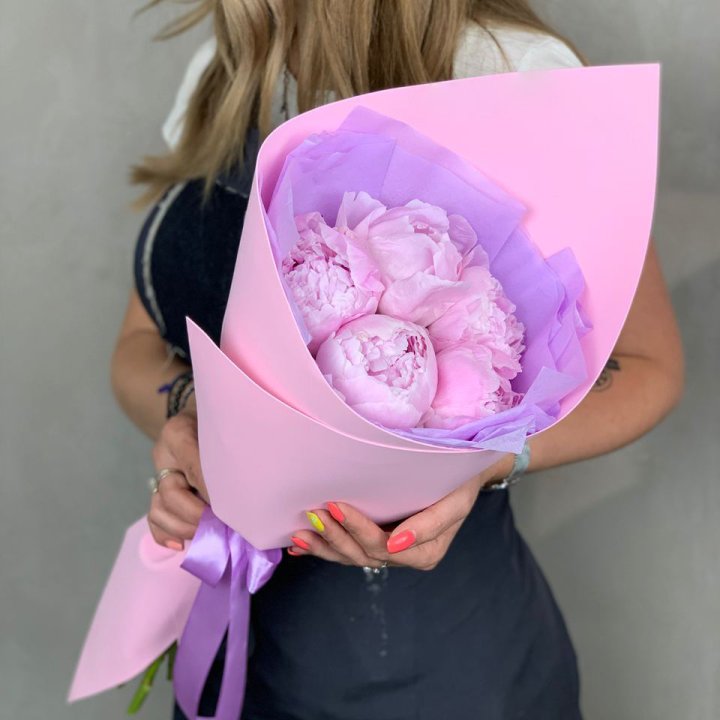 Букет пионов "Файв" в Пензе