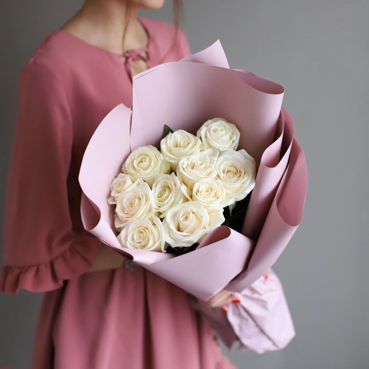 11 белых роз в Пензе