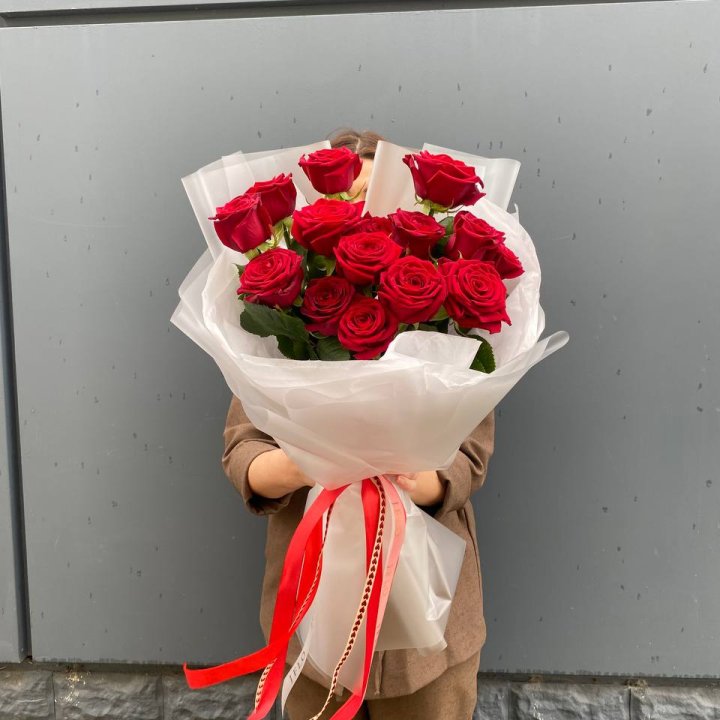 15 высоких роз  в Пензе