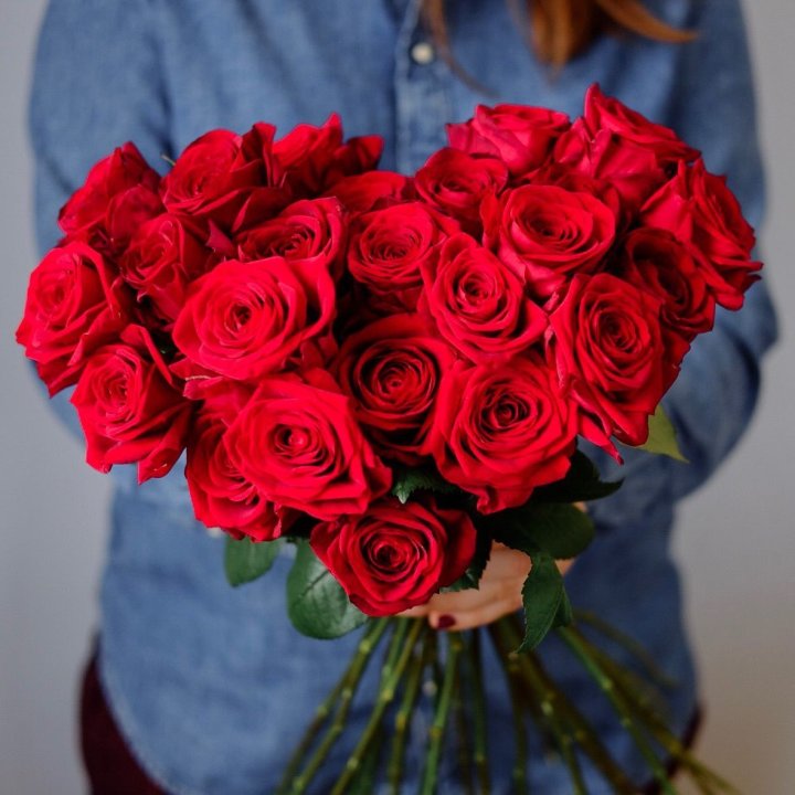 25 красных роз в Пензе