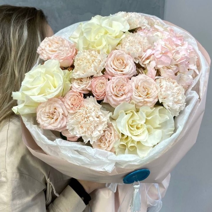 Дизайнерский букет "Джентел" в Пензе