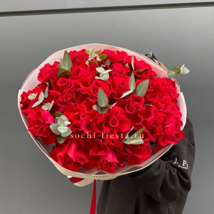 23 Красных французских роз в Пензе
