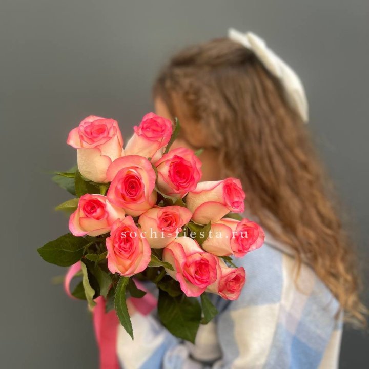 11 роз "Джумилия" в Пензе