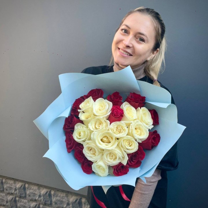 27 роз "Сердце" в Пензе