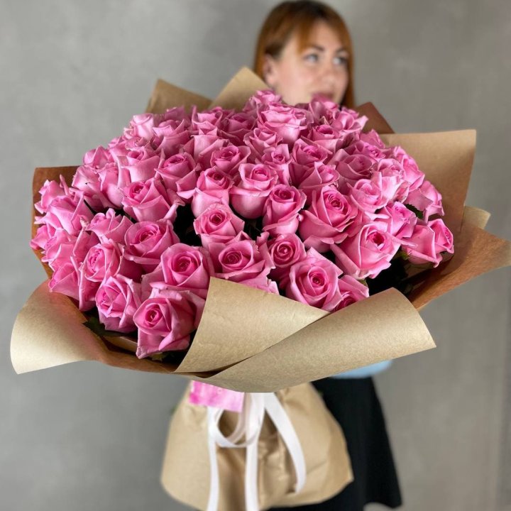 101 розовая роза в Пензе