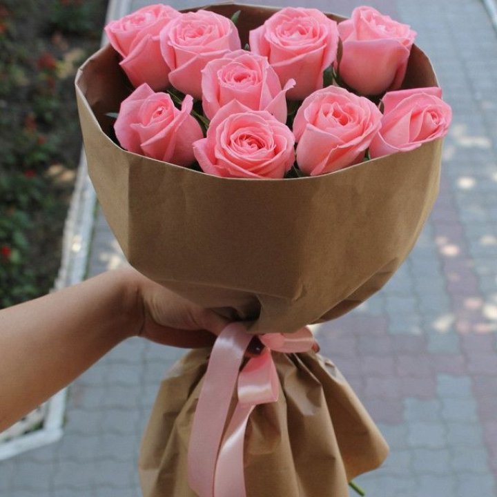 9 розовых роз в Пензе